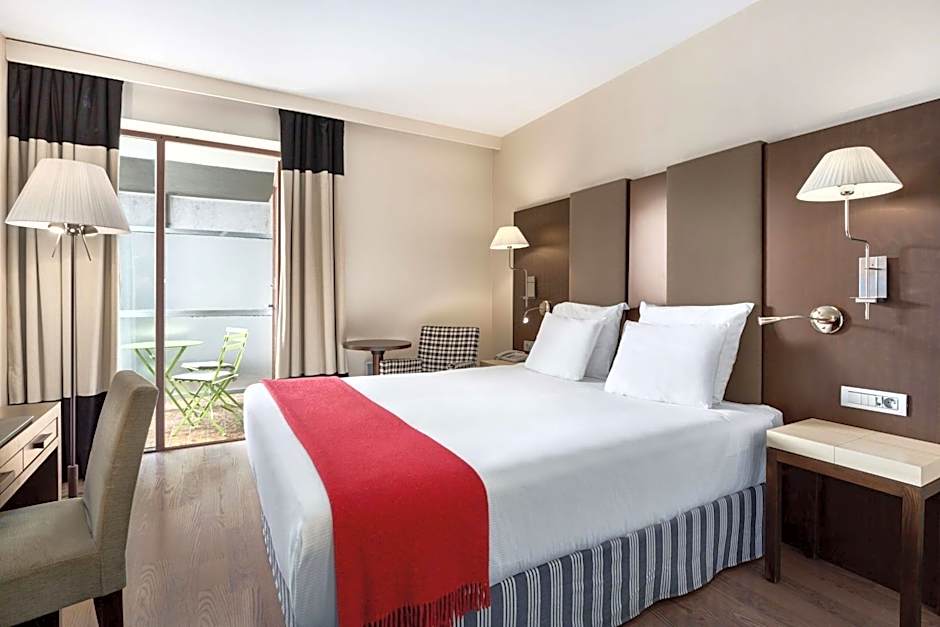 NH Grand Place Arenberg