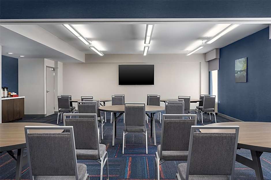 Hampton Inn By Hilton Altoona