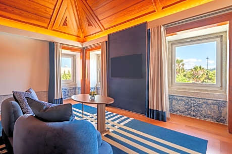 Governor Suite