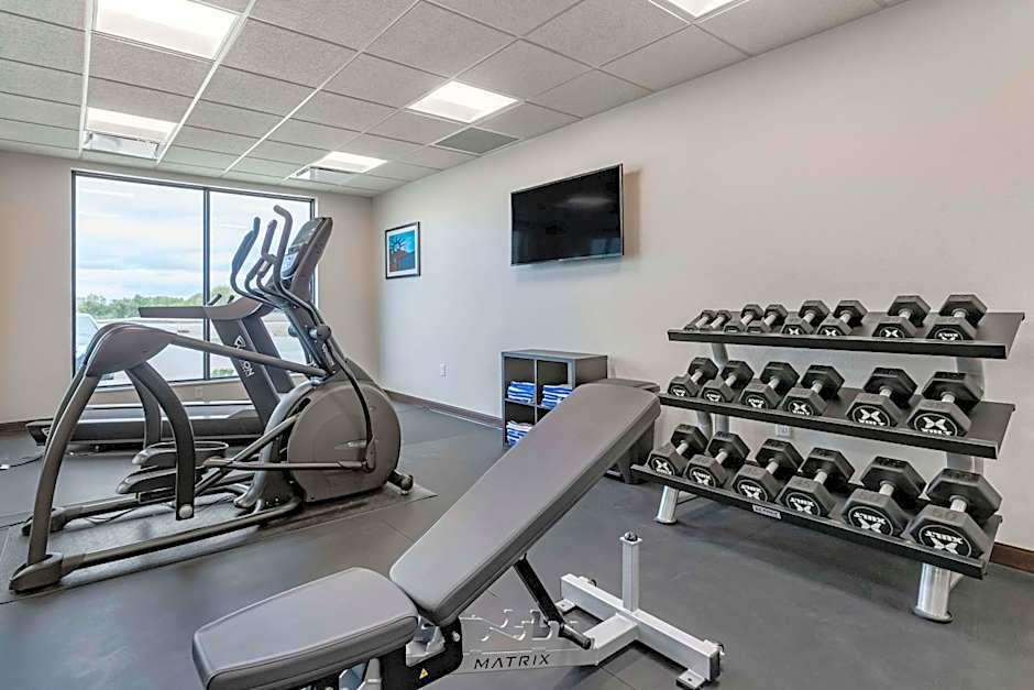 MainStay Suites