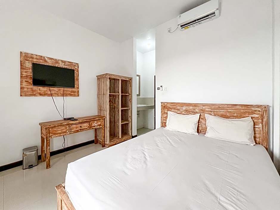 Kanha Homestay near Pantai Pandawa RedPartner