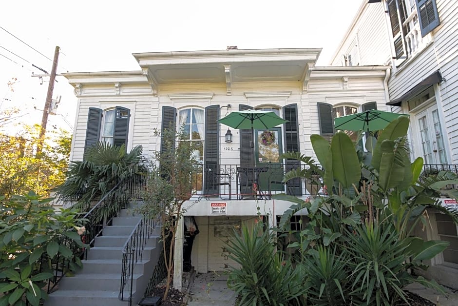 The Esplanade Guesthouse Mansion