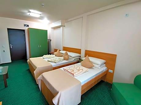 Triple Room with Lake View