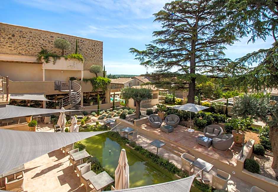 Boutique Hôtel La Villa Montesquieu & sa piscine