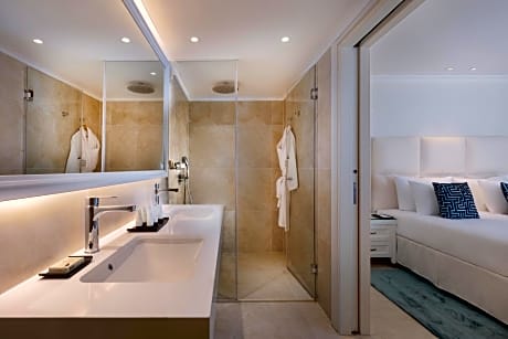 Superior Double or Twin Room with Patio (2 Adults + 1 Child)