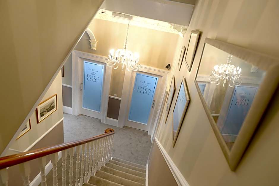 The Devon Court