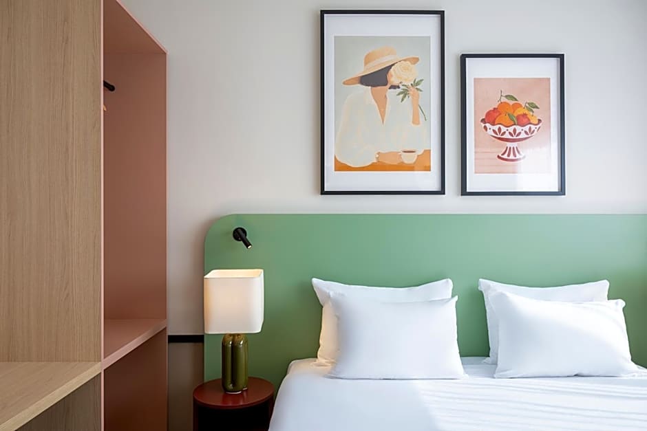 Hôtel Charlemagne by Happyculture