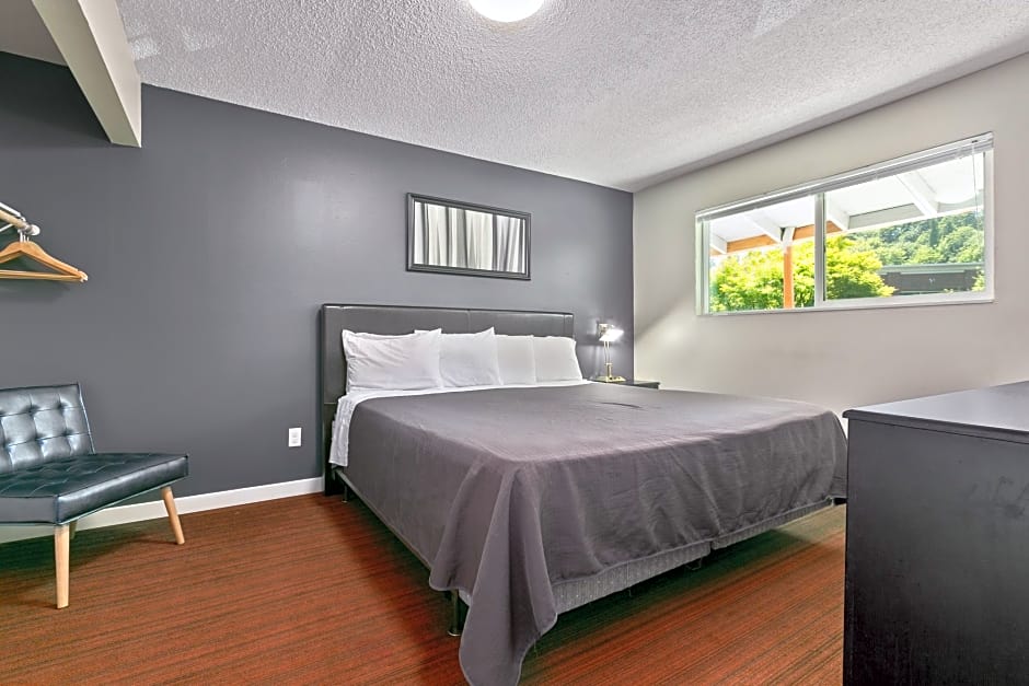 Sunrise Garden Suites