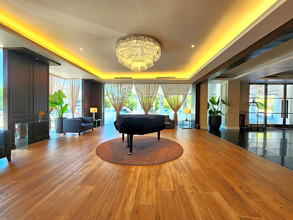 The Palace Hotel Kota Kinabalu