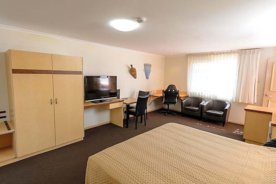 Villa Mirasol Motor Inn