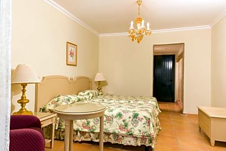 Bungalow with Sea View