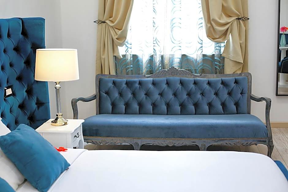Escape Luxury Suite - CA Domus Collection