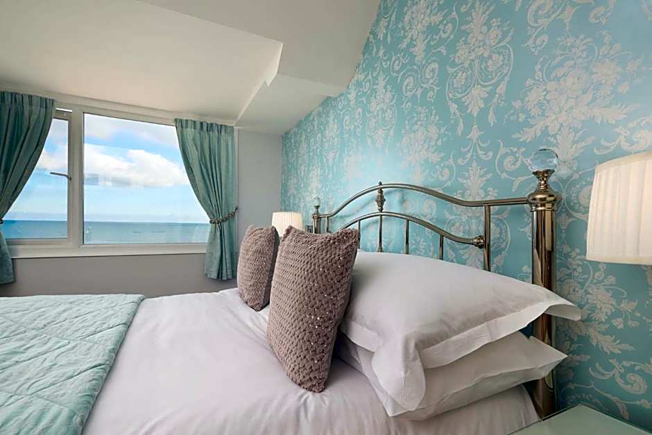 Channel View Boutique Hotel - Adults Only