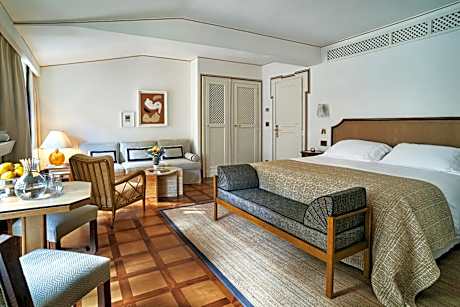 Junior Suite with Village View