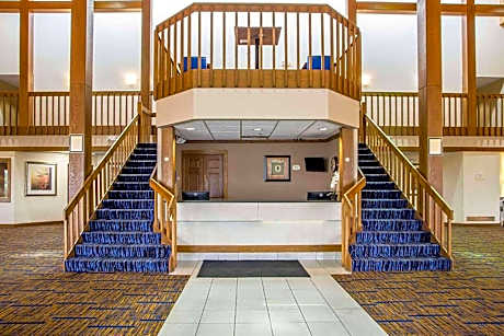 Howard Johnson by Wyndham Merrillville