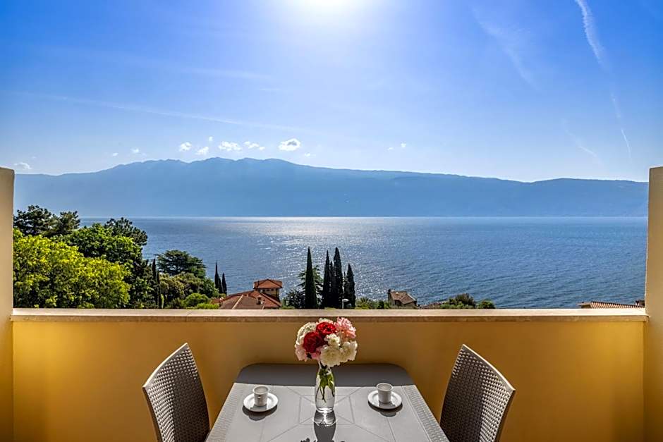 Hotel Meandro - Lake View