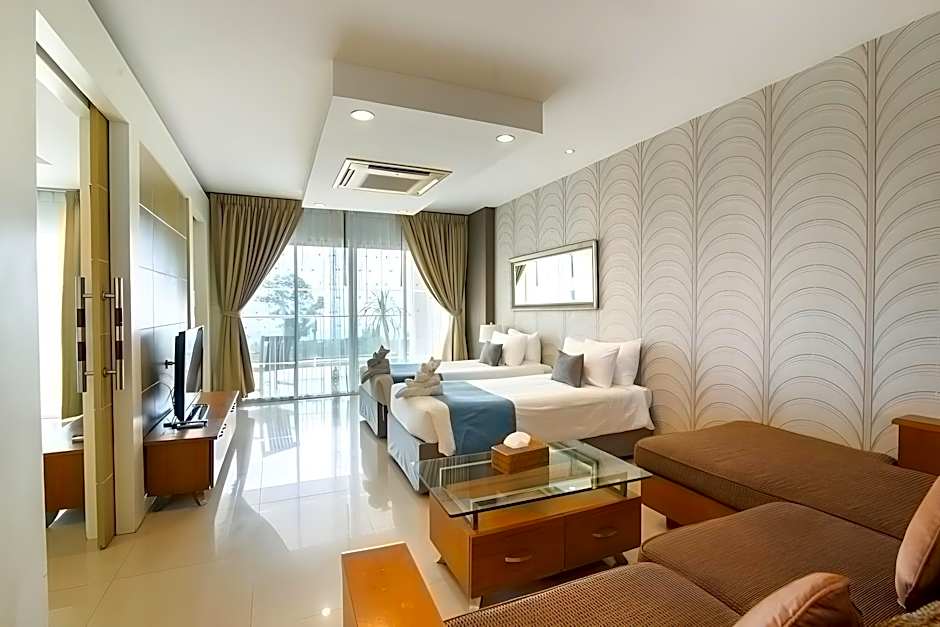 Royal Beach View Suites