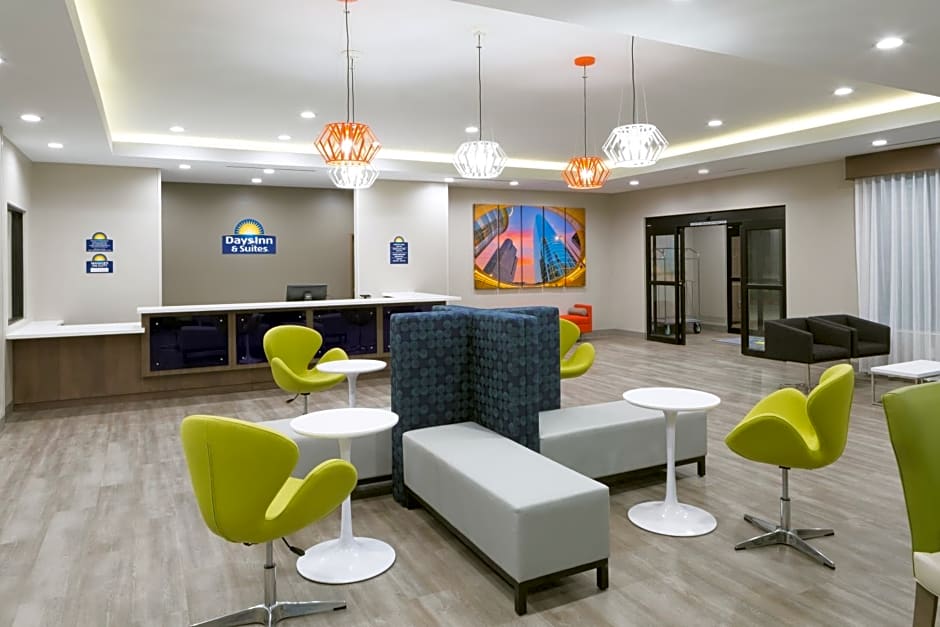 Days Inn & Suites by Wyndham Houston NW Cypress