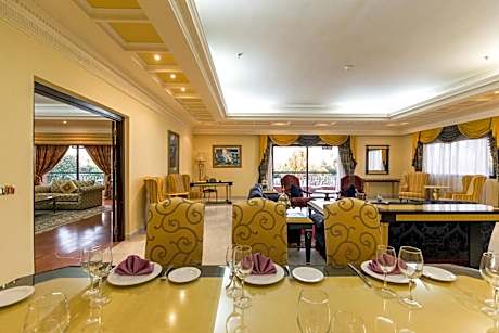 Presidential Suite (2 Adults)