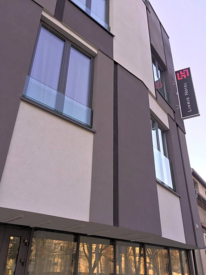 Livris Hotel