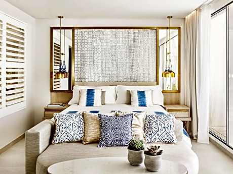 Panoramic Junior Suite with Sea View