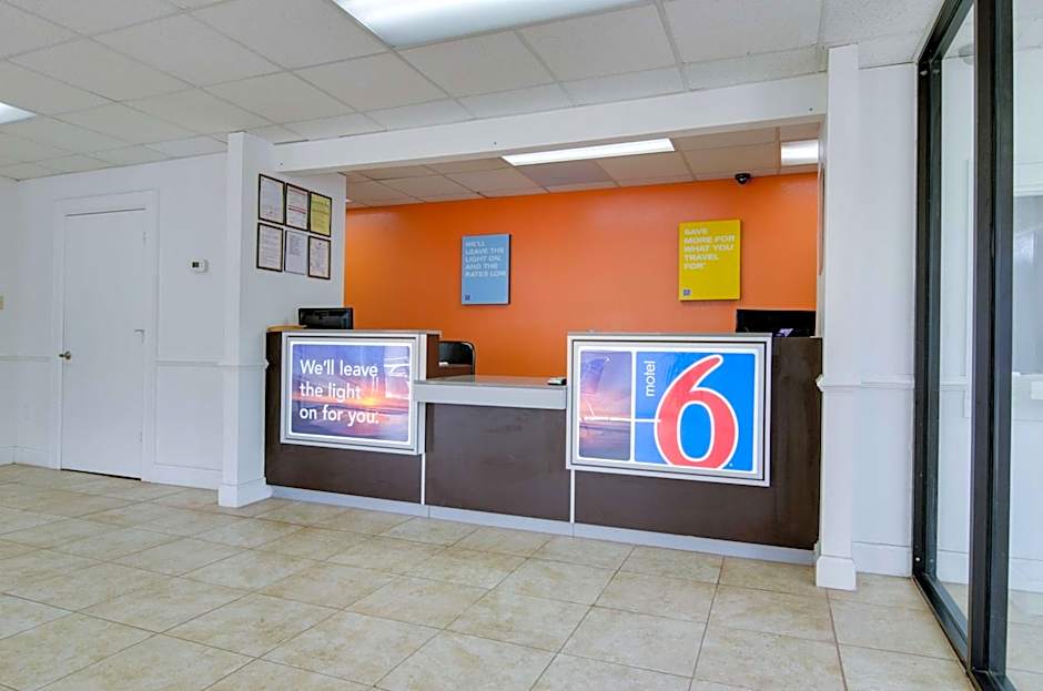 Motel 6-Atlanta, GA