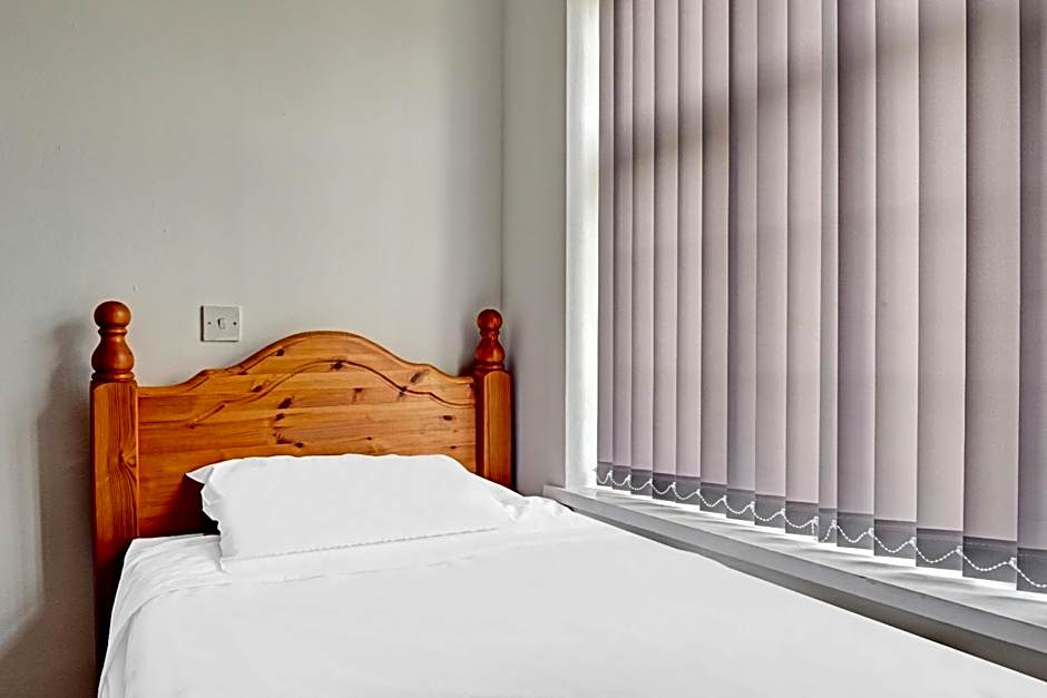 The Gables Hotel, Birmingham Airport