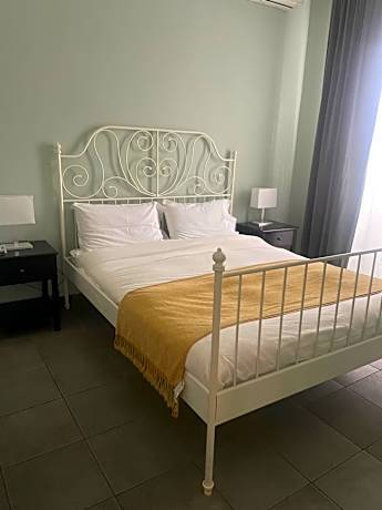Deluxe Double Room with Bath