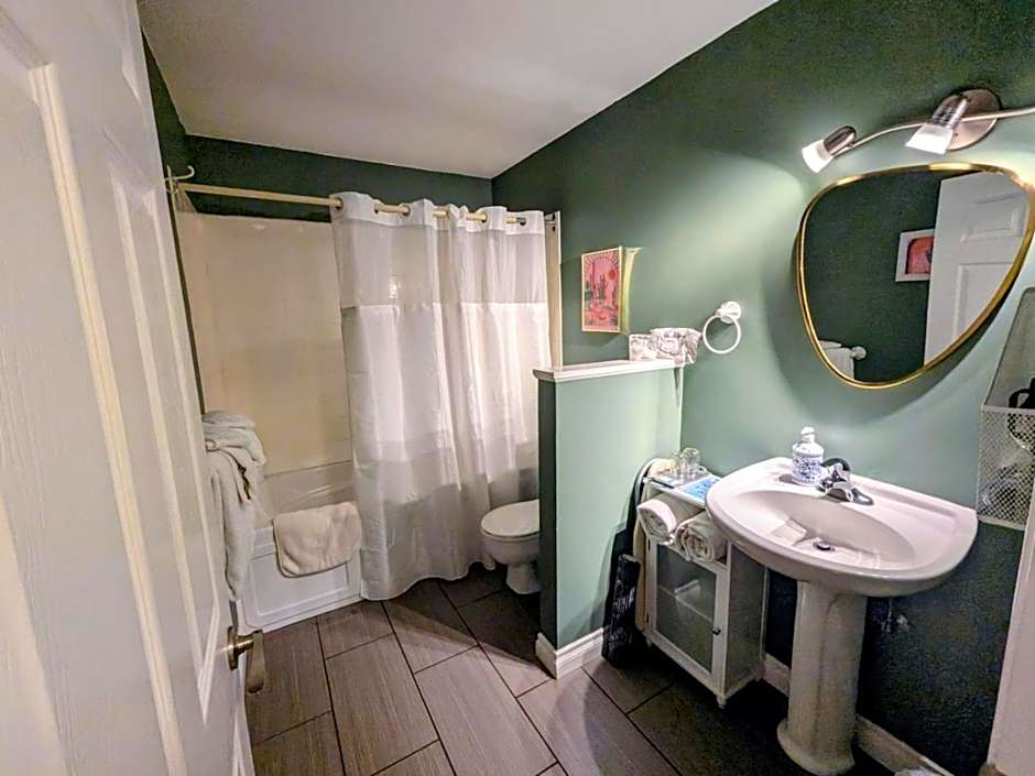 Evergreen Bed & Breakfast