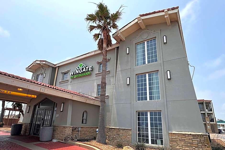 Wingate by Wyndham Galveston Beachfront at the Seawall