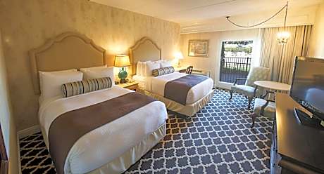 Deluxe Double Room with Two Double Beds