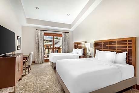 Premier Studio with One King or Two Queen Beds and Balcony