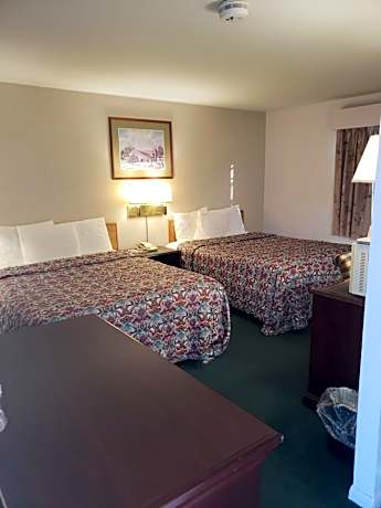 Queen Room with Two Queen Beds