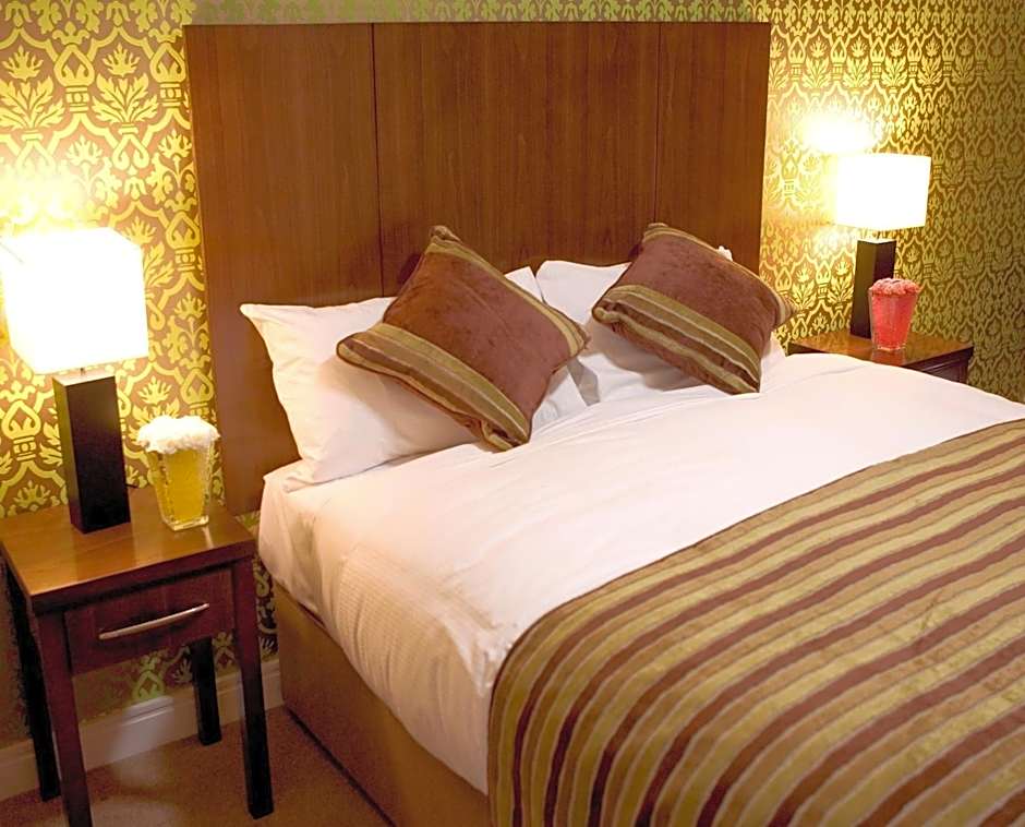 George Limerick Hotel