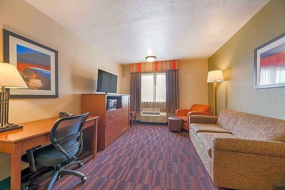 Best Western Town And Country Inn