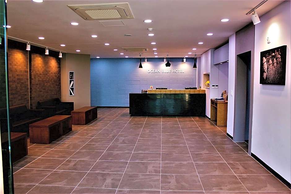 Jungmun Oceanblue Hotel