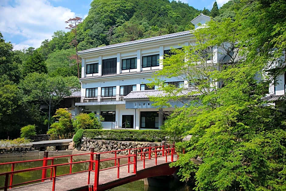 Yumoto Ueyama