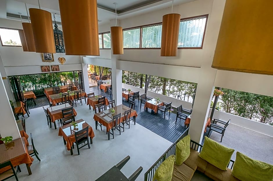 Siam Piman Hotel