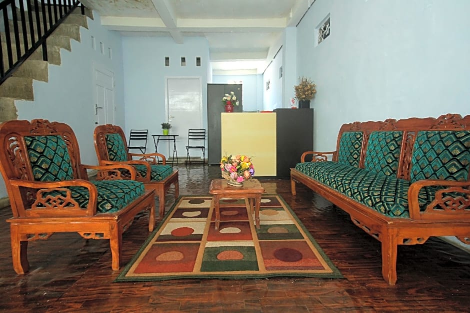 OYO 2049 Tassa Kost Syariah