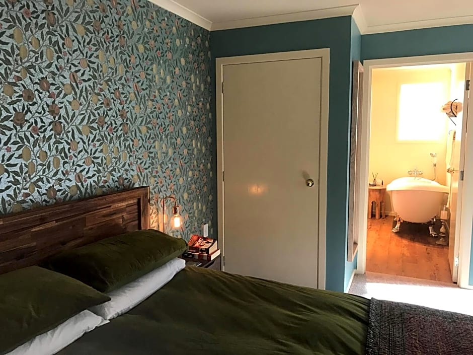 Glascroft Gardens - Bed & Breakfast