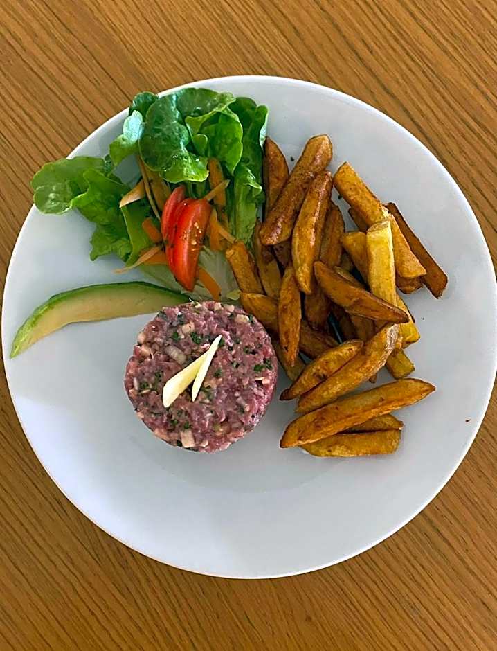 Hôtel Restaurant Petra Cinta