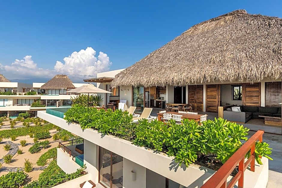 Marea Beachfront Villas