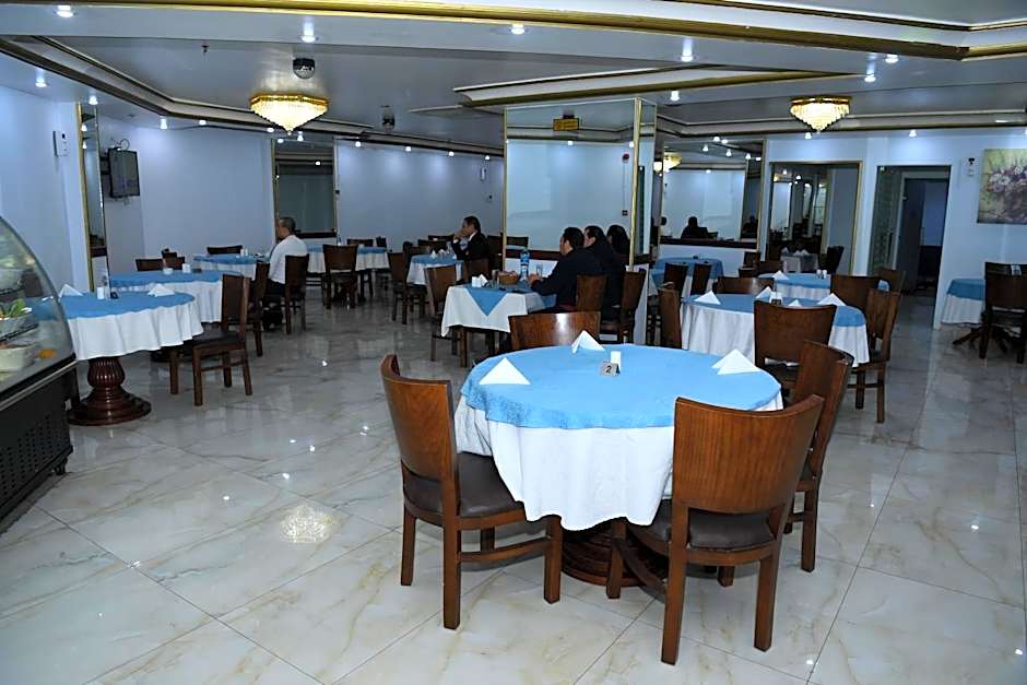 Continental Suite farwaniya