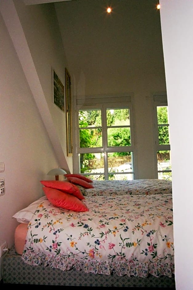 Loft De Cannes Bed And Breakfast – Cannes, CT