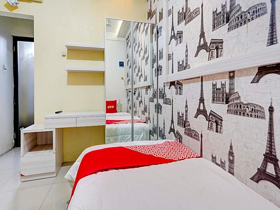 OYO Life 90606 Glass House Citraland Syariah