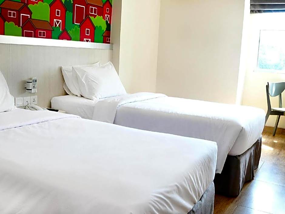 Nite And Day Batam Jodoh Square