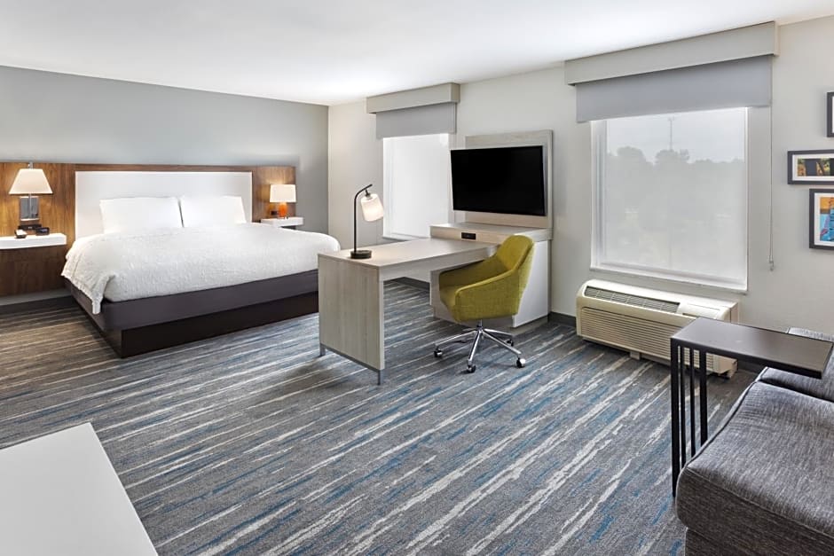 Hampton Inn & Suites Phenix City- Columbus Area
