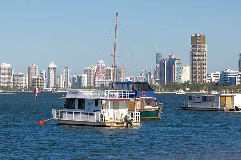 Blue Waters Apartments