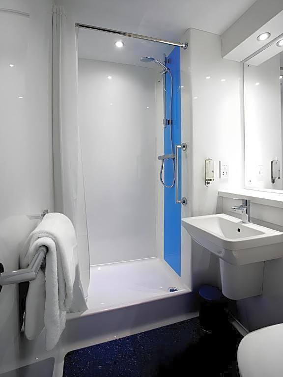 Travelodge Cardiff Central
