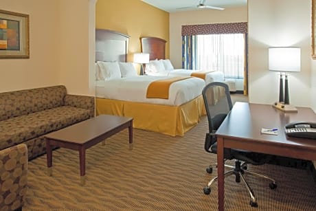 Suite Two Queen Beds Non Smoking